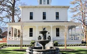 Ink House Inn